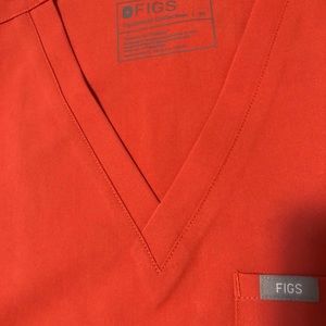 FIGS MEDIUM CLAY CATARINA TOP